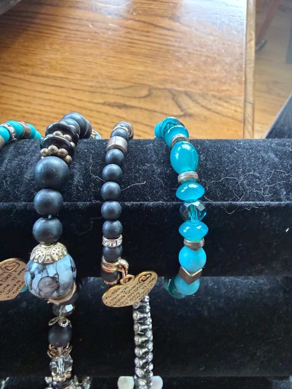 Bracelet Holder with bracelets included - Picture 4 of 7